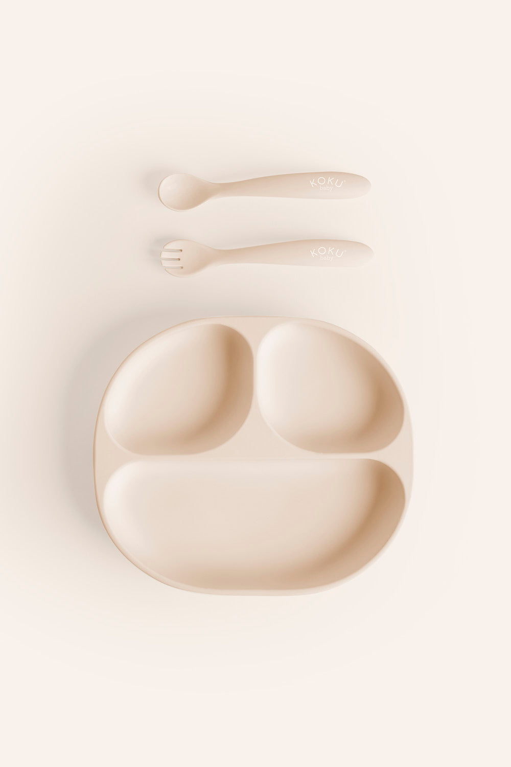 PLATO VENTOSA + CUBIERTOS VAINILLA